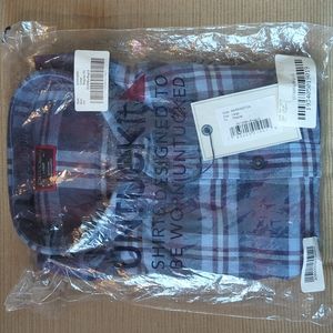 UNTUCKit Barrington size large
